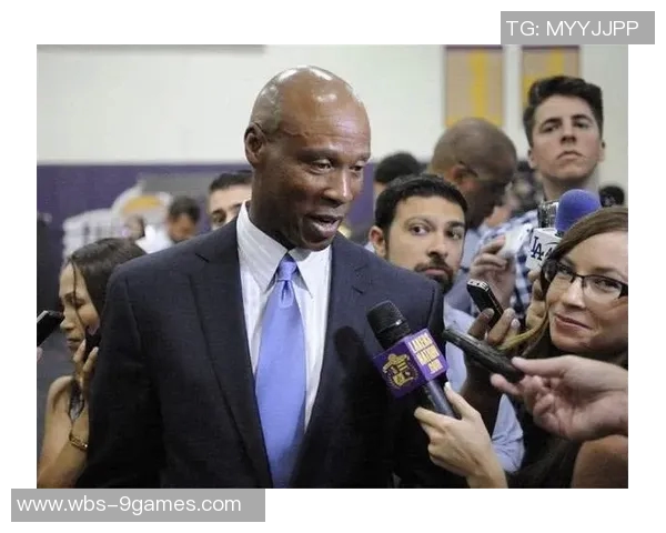 西媒：皇社高层认为8轮1胜并非全是主帅之过，目前不会解雇他